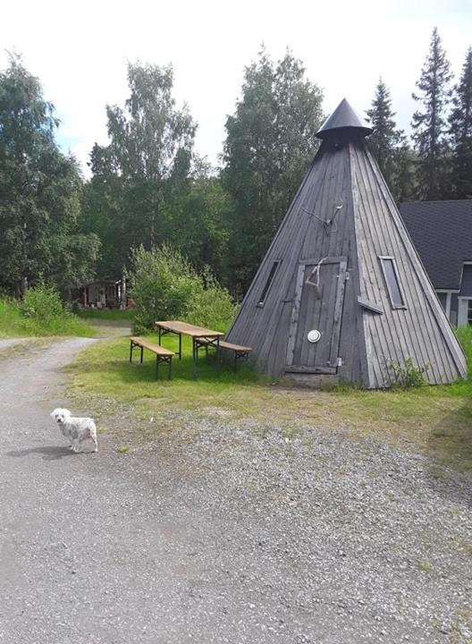 Rukatupa Motelli Eksteriør billede